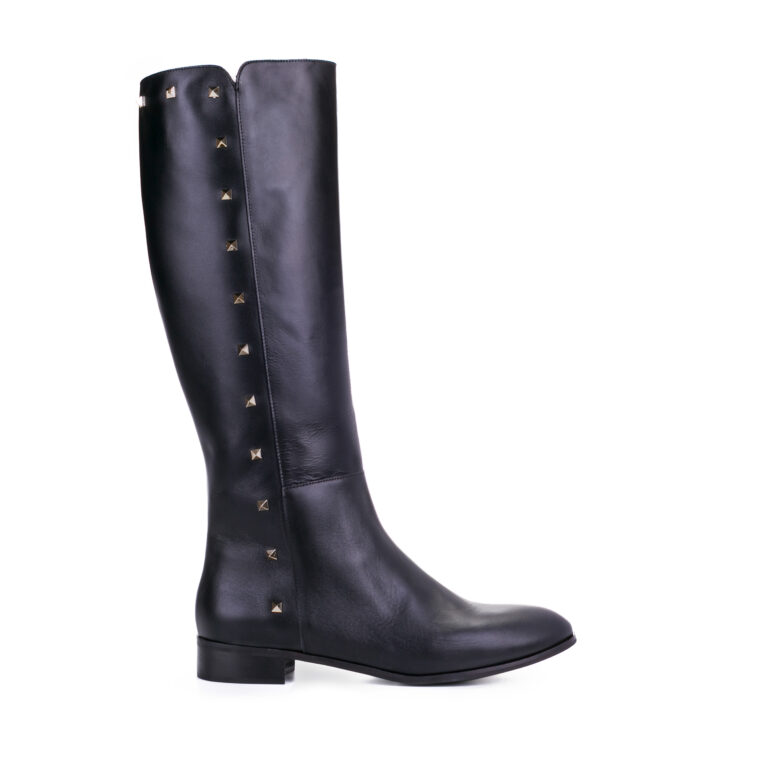 Leather boots with studs, low heel 2 cm